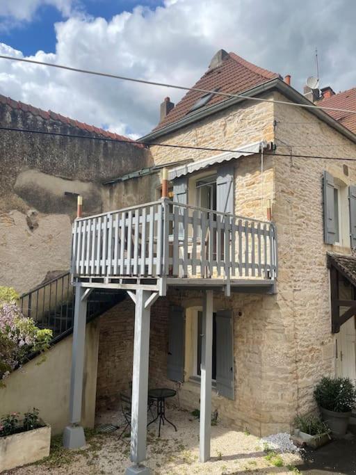 Agreable Gite Au Coeur Du Centre Ville 4 Personnes 沙尼 外观 照片